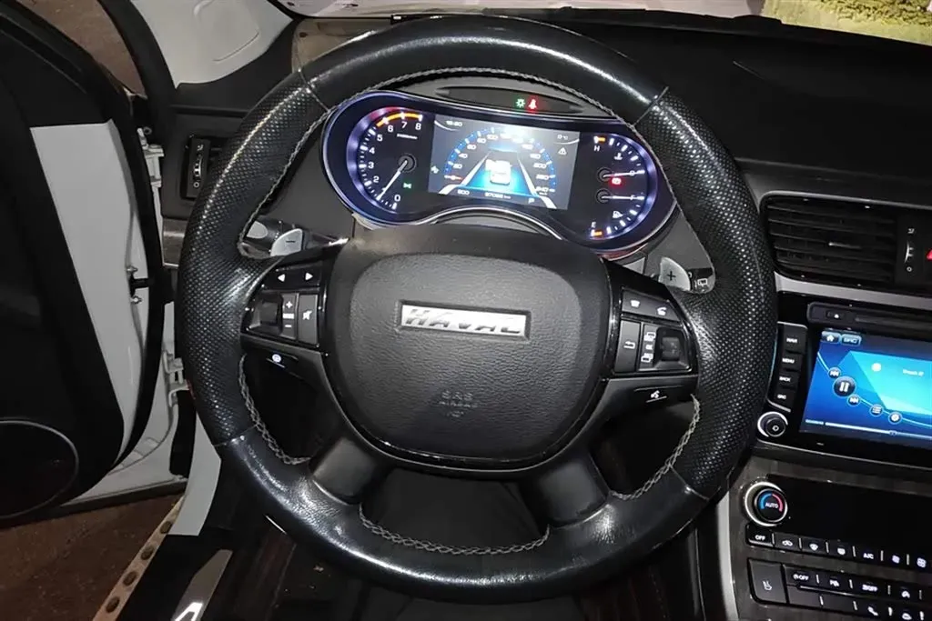 2017 Haval H8 2.0T 252HP L4 8AT,autocango,china used car exporter,china ev exporter,chinese used car exporter,chinese used ev exporter