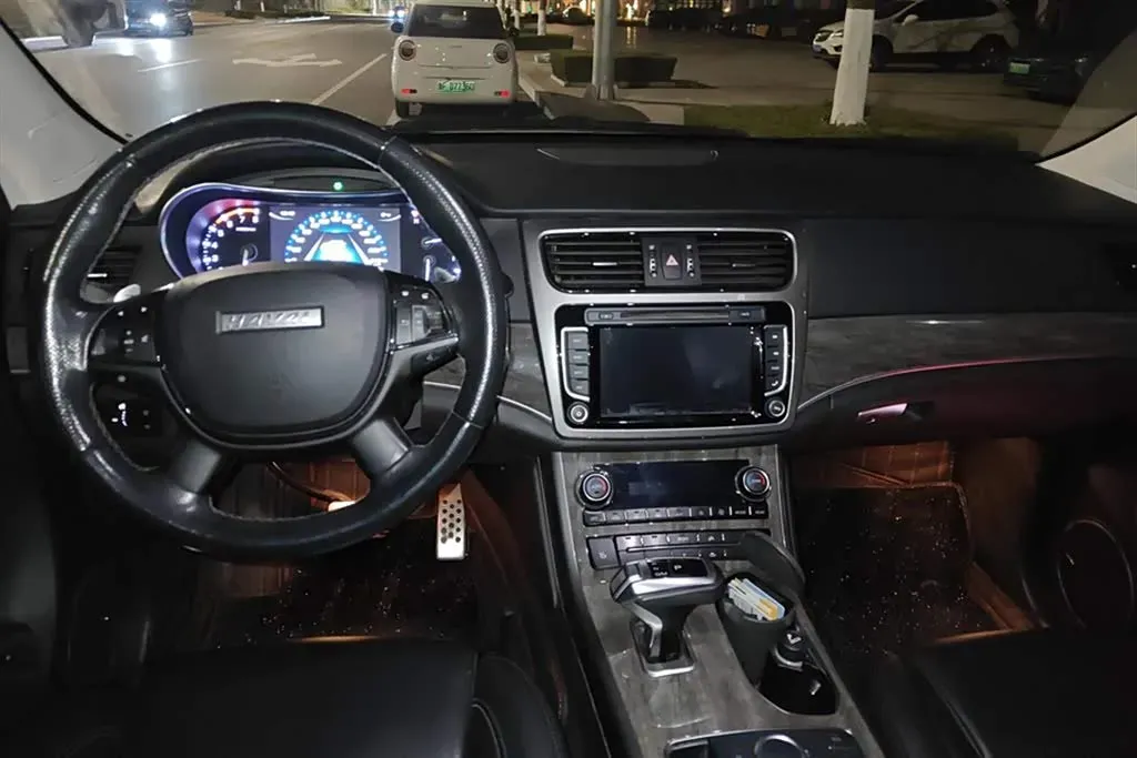 2017 Haval H8 2.0T 252HP L4 8AT,autocango,china used car exporter,china ev exporter,chinese used car exporter,chinese used ev exporter