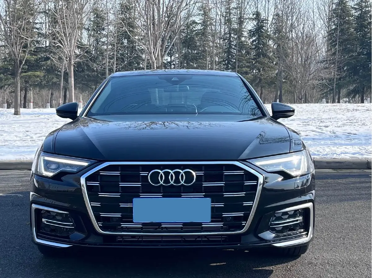 2023 Audi A6L 2.0T 190HP L4 7DCT