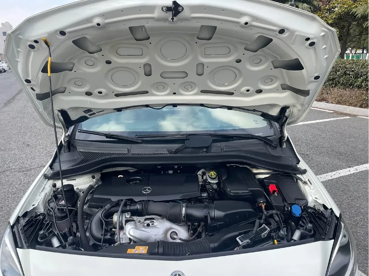 2017 Mercedes-Benz B Class 1.6T 156HP L4 7DCT,autocango,china used car exporter,china ev exporter,chinese used car exporter,chinese used ev exporter