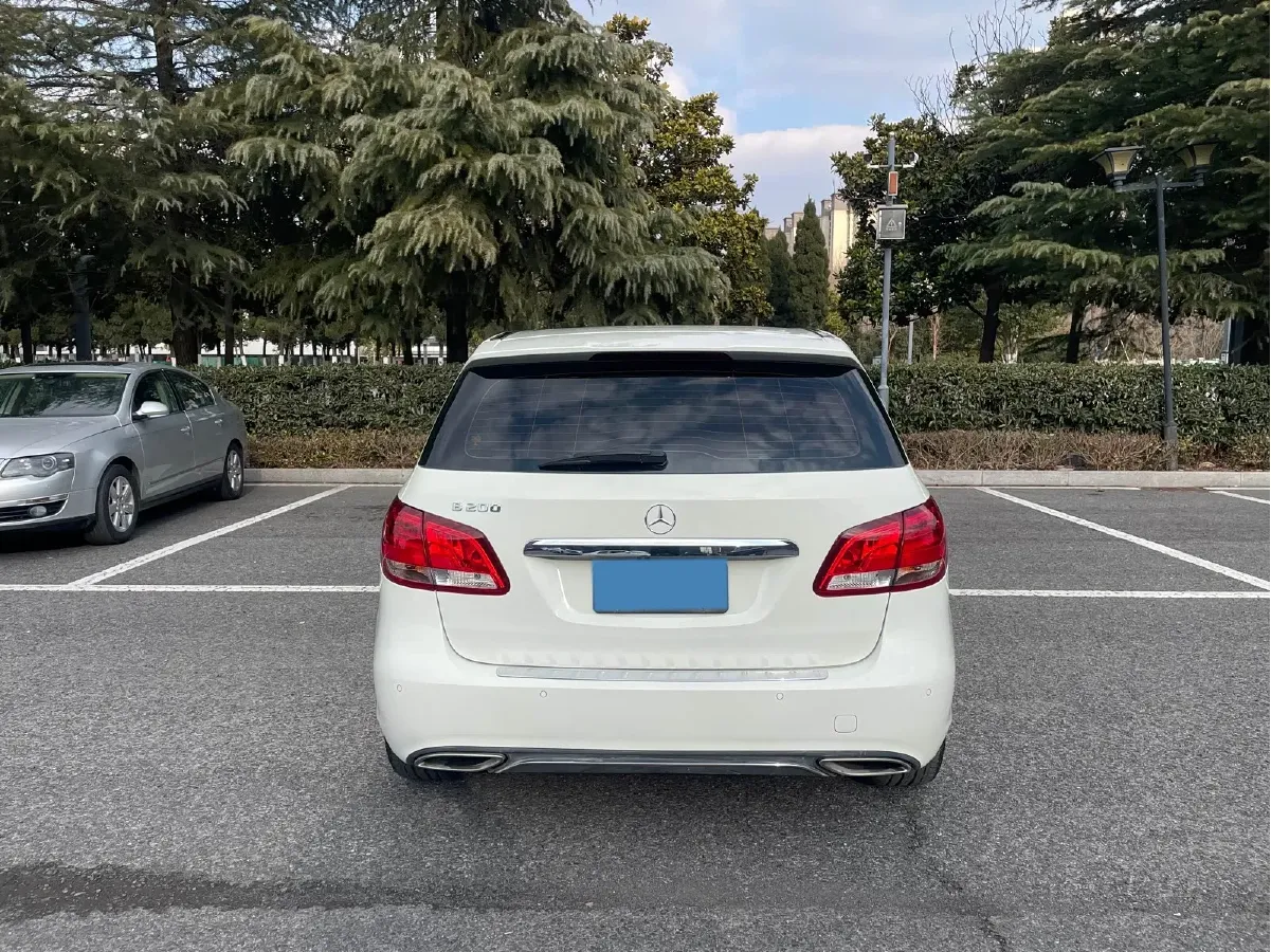 2017 Mercedes-Benz B Class 1.6T 156HP L4 7DCT,autocango,china used car exporter,china ev exporter,chinese used car exporter,chinese used ev exporter