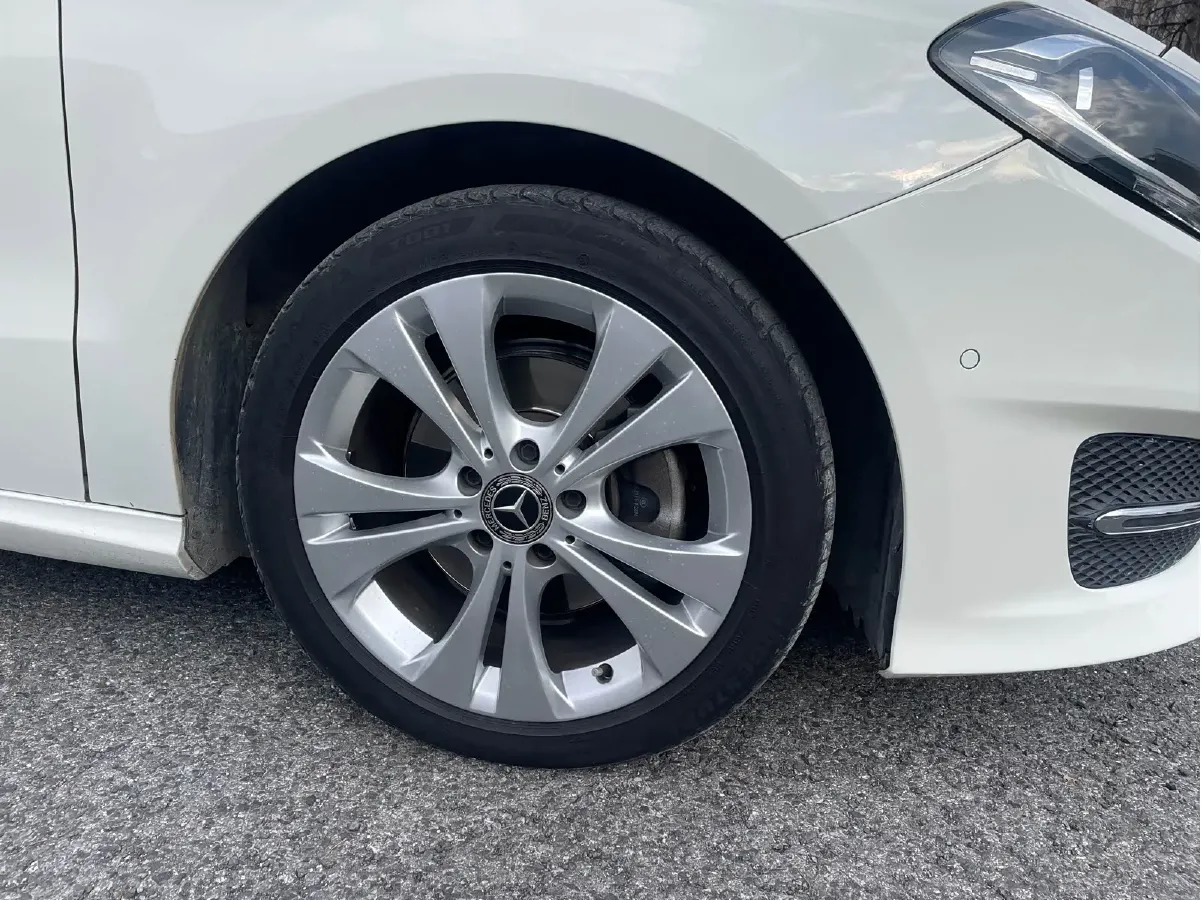 2017 Mercedes-Benz B Class 1.6T 156HP L4 7DCT,autocango,china used car exporter,china ev exporter,chinese used car exporter,chinese used ev exporter