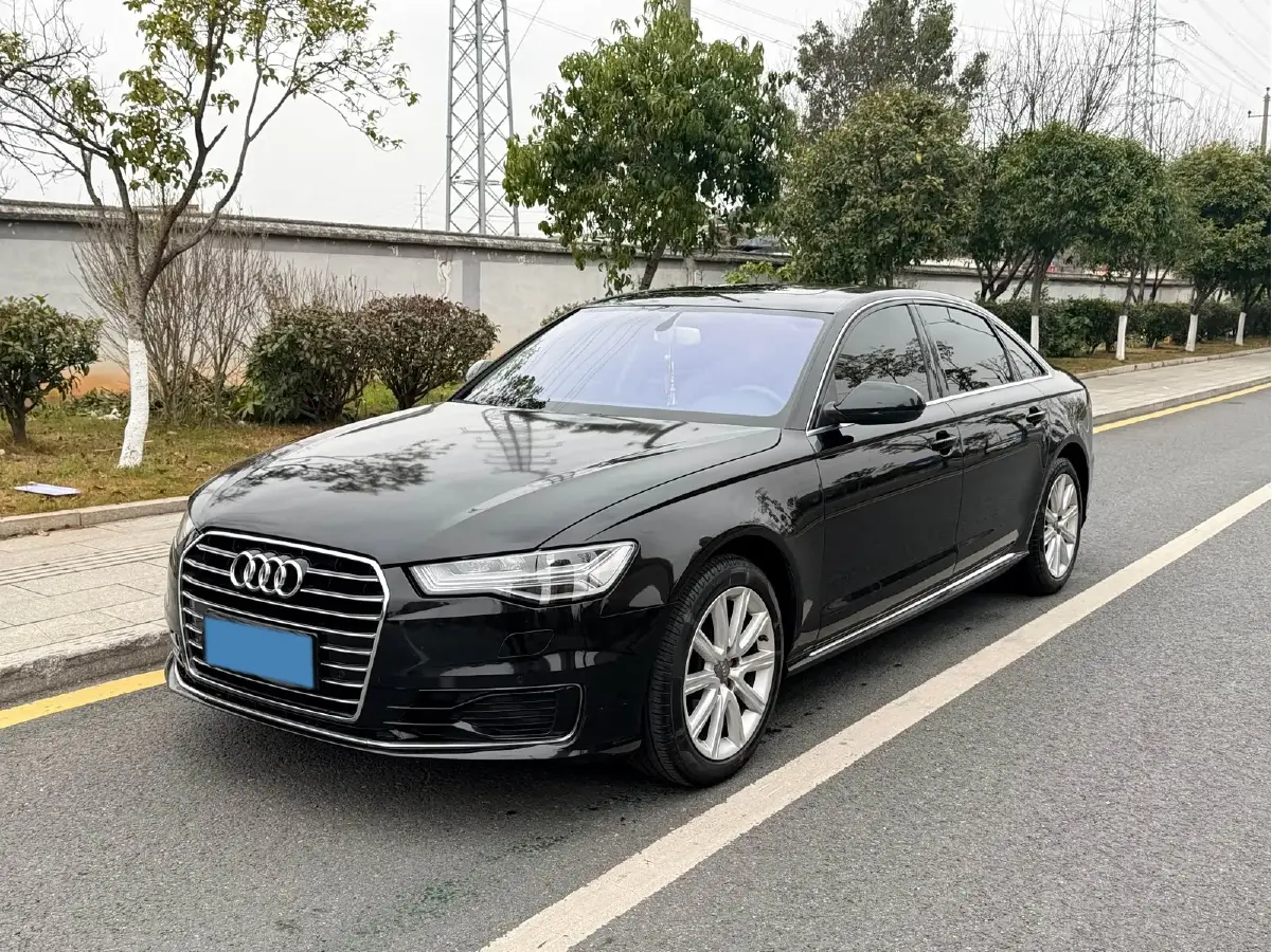 2018 Audi A6L 1.8T 190HP L4 7DCT