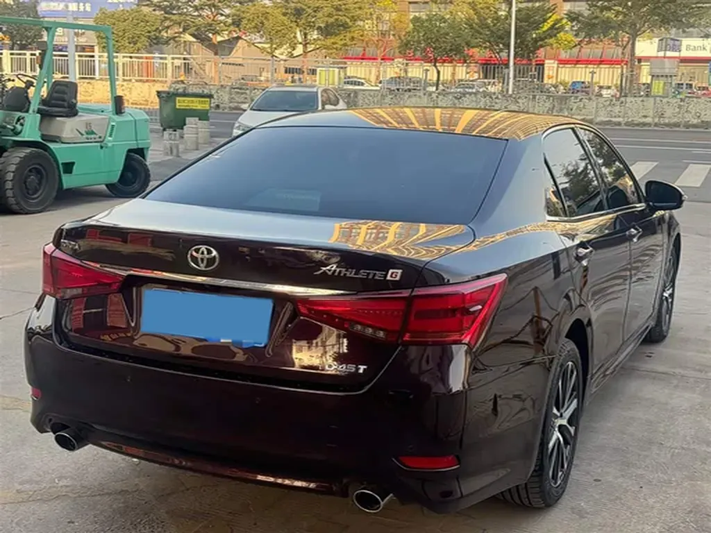 2018 Toyota Crown 2.0T 235HP L4 8AT,autocango,china used car exporter,china ev exporter,chinese used car exporter,chinese used ev exporter
