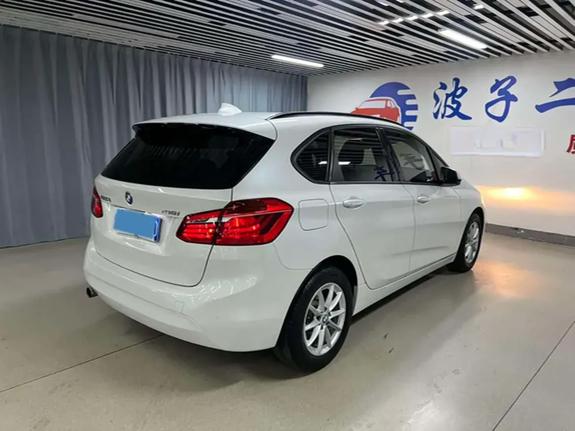 2016 BMW 2 Series Wagon 1.5T 136HP L3 6AT,autocango,china used car exporter,china ev exporter,chinese used car exporter,chinese used ev exporter
