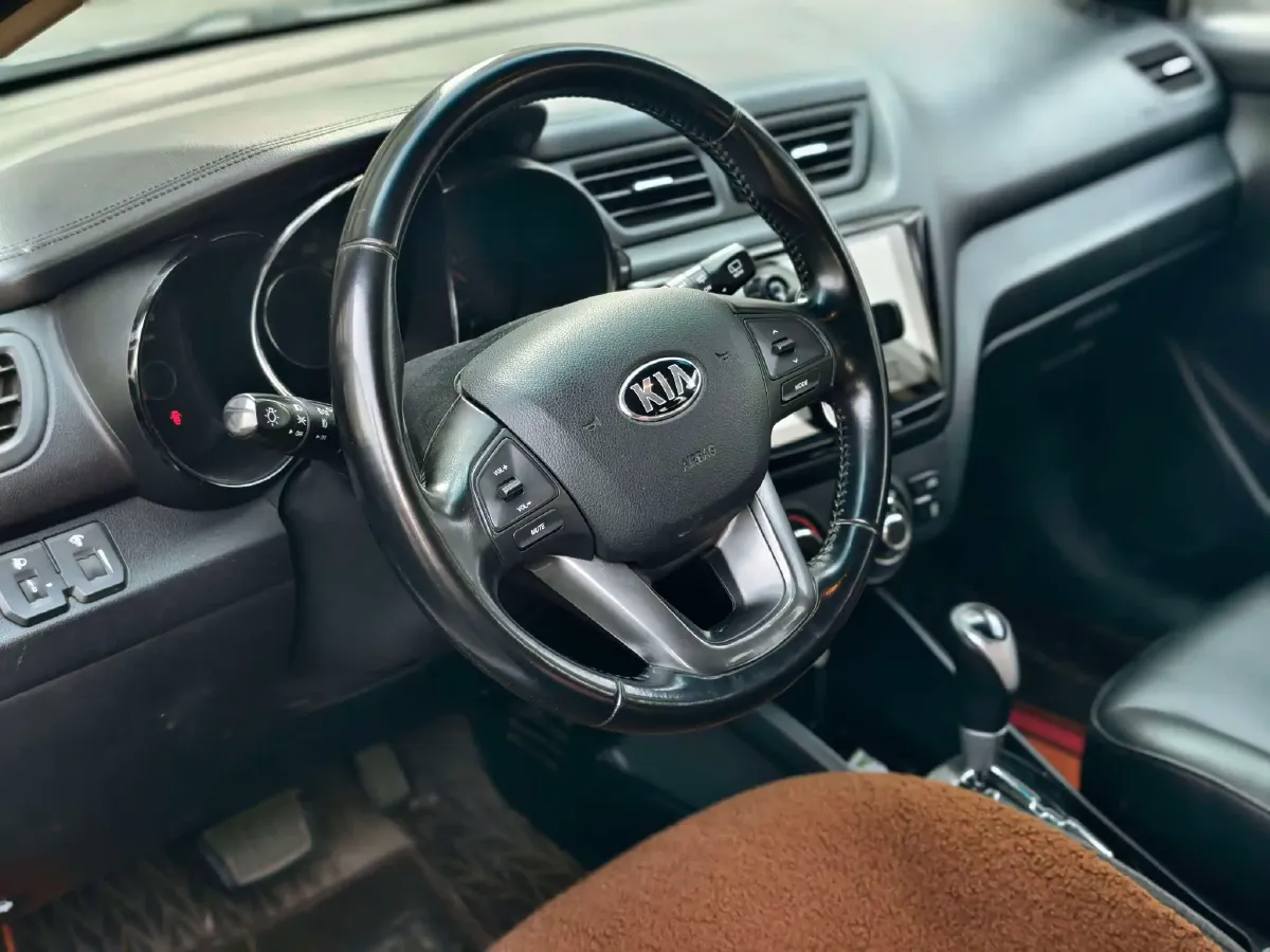 2015 Kia K2 1.6L 123HP L4 4AT,autocango,china used car exporter,china ev exporter,chinese used car exporter,chinese used ev exporter