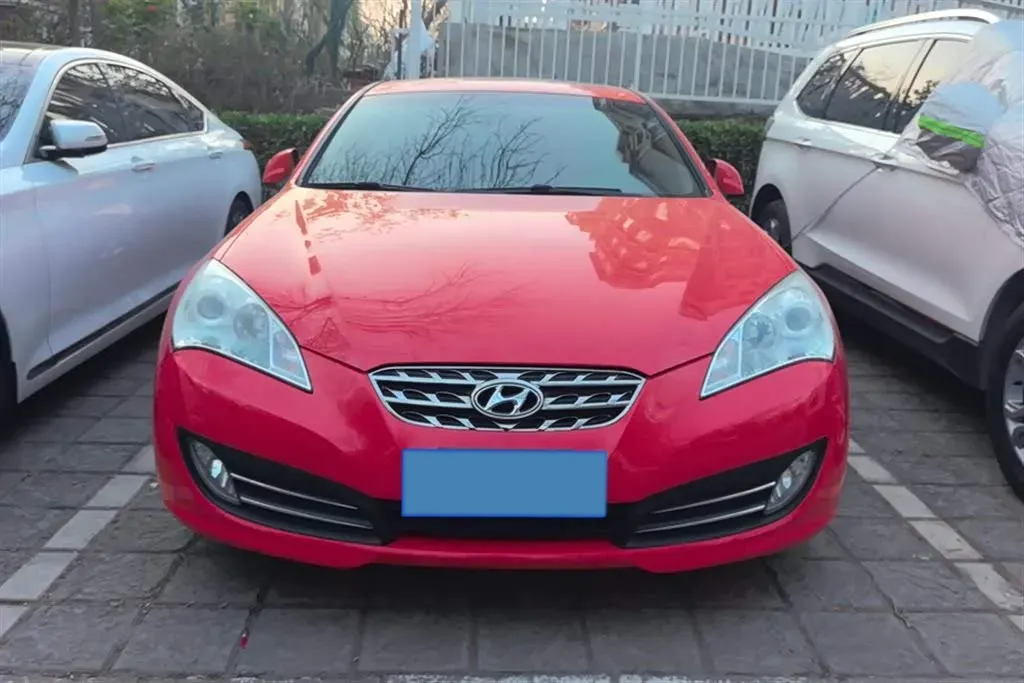 2009 Hyundai Rohens-Coupe 2.0T 210HP L4 5AT,autocango,china used car exporter,china ev exporter,chinese used car exporter,chinese used ev exporter