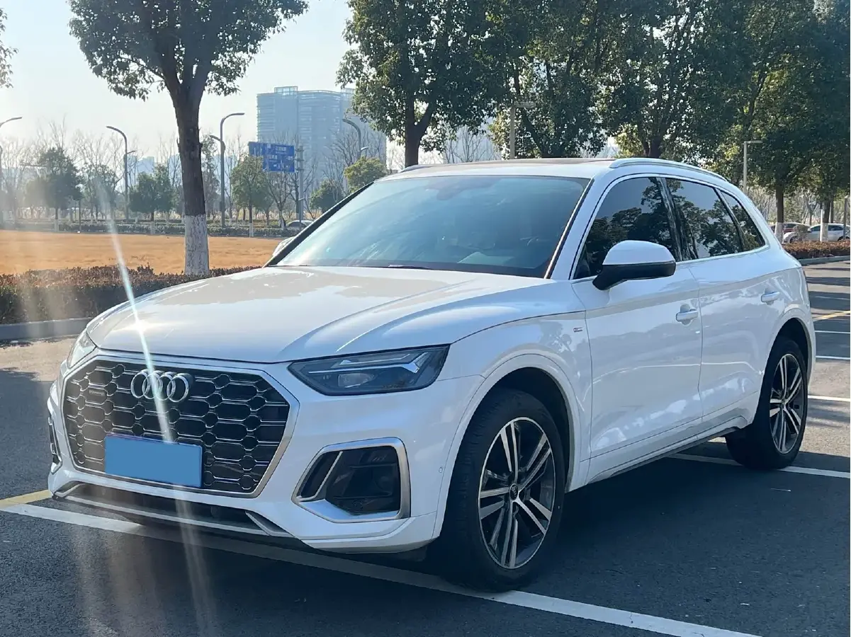 2022 Audi Q5L 2.0T 190HP L4 7DCT