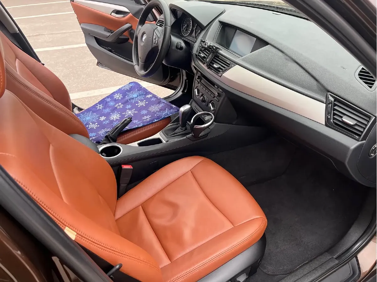 2013 BMW X1 2.0L 150HP L4 6AT,autocango,china used car exporter,china ev exporter,chinese used car exporter,chinese used ev exporter