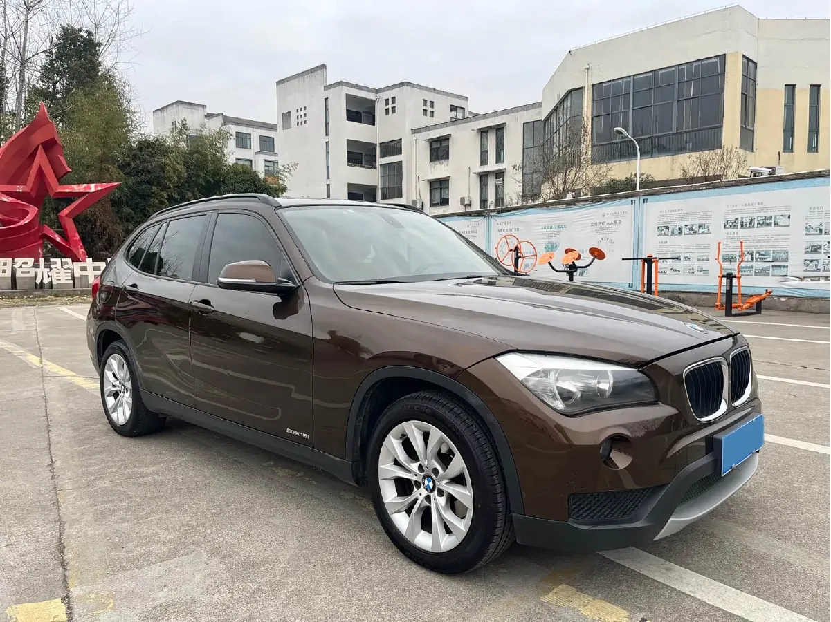 2013 BMW X1 2.0L 150HP L4 6AT,autocango,china used car exporter,china ev exporter,chinese used car exporter,chinese used ev exporter