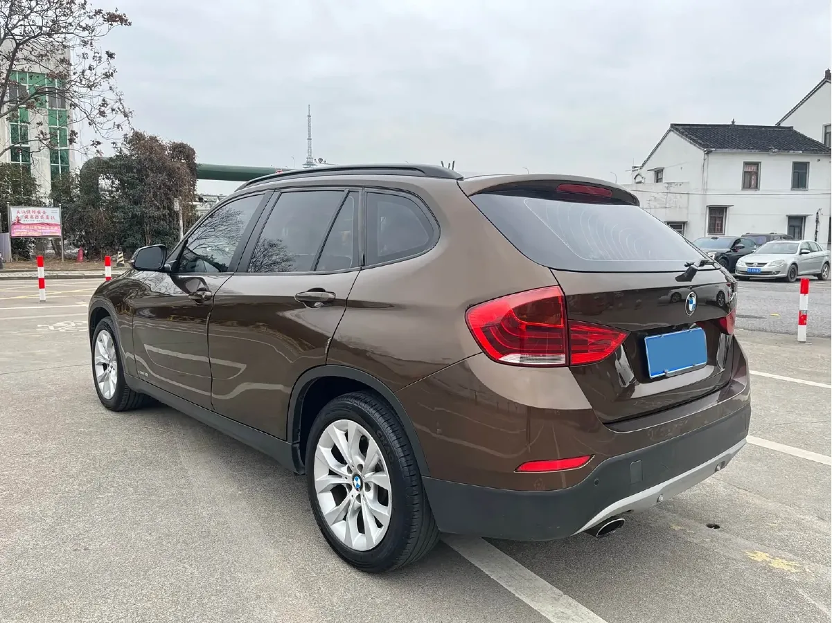 2013 BMW X1 2.0L 150HP L4 6AT,autocango,china used car exporter,china ev exporter,chinese used car exporter,chinese used ev exporter