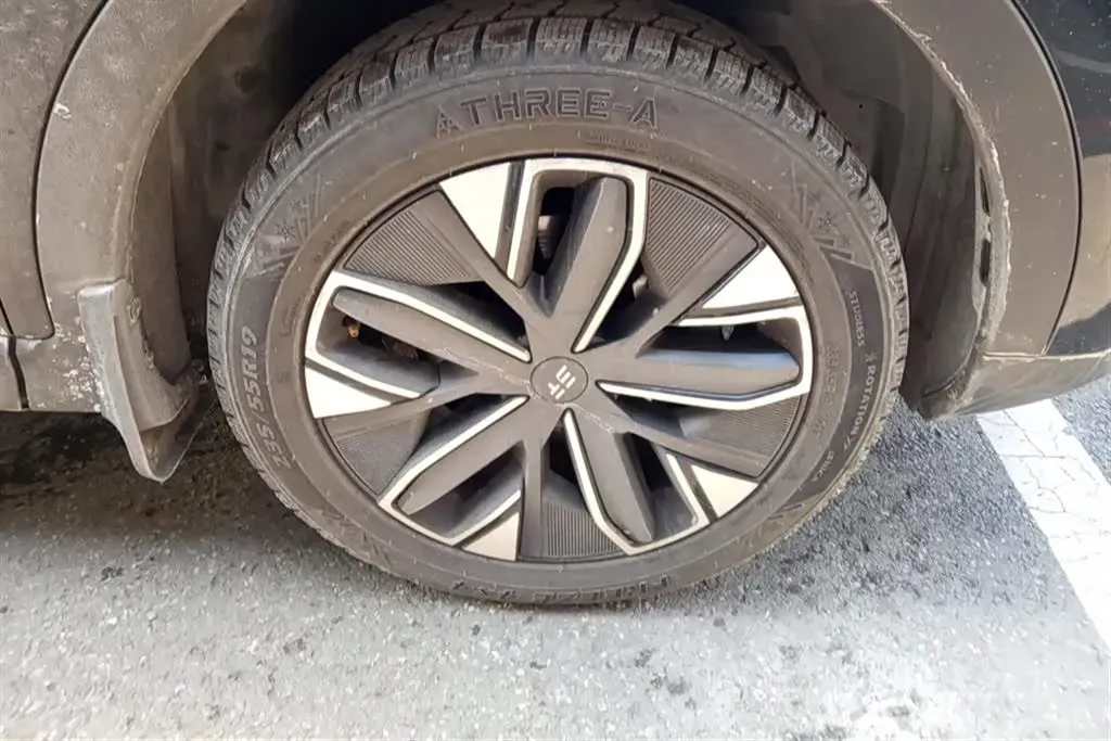 2024 Jetour ShanHai L7 1.5T 156HP L4 2DHT PHEV 19.43KWH,autocango,china used car exporter,china ev exporter,chinese used car exporter,chinese used ev exporter