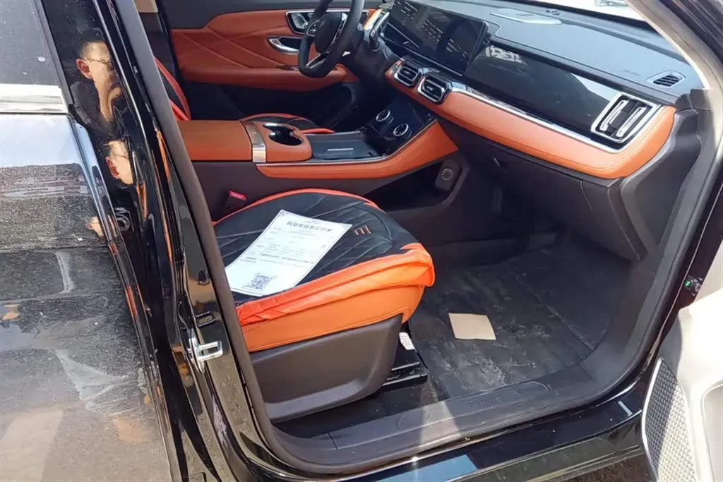 2024 Jetour ShanHai L7 1.5T 156HP L4 2DHT PHEV 19.43KWH,autocango,china used car exporter,china ev exporter,chinese used car exporter,chinese used ev exporter