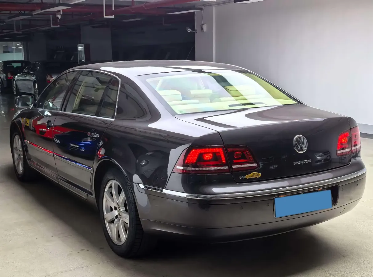 2012 Volkswagen Pheaton 3.0L 250HP V6 6AT,autocango,china used car exporter,china ev exporter,chinese used car exporter,chinese used ev exporter