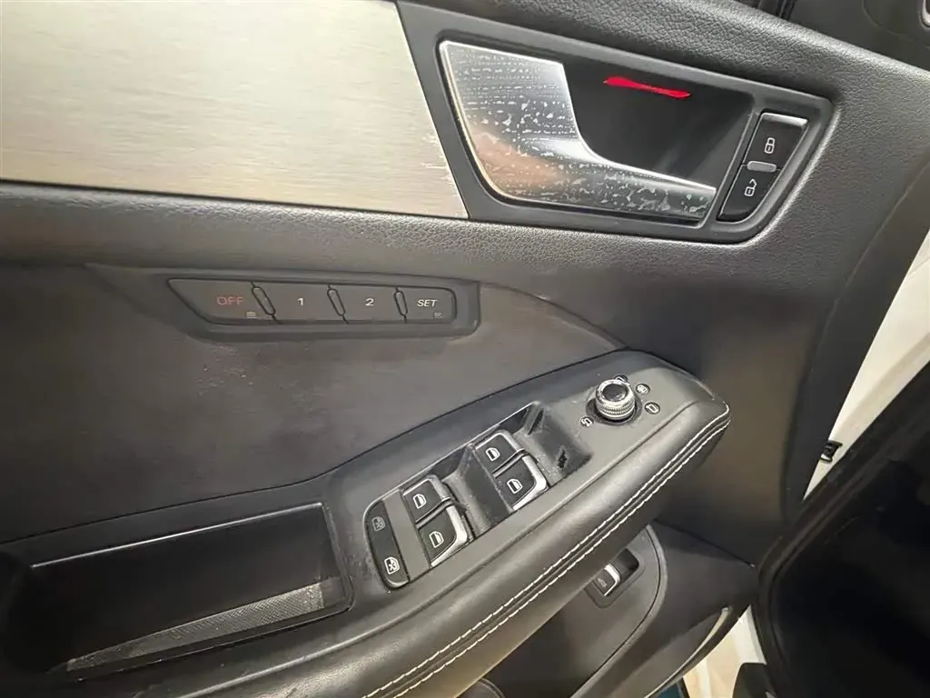 2017 Audi SQ5 3.0T 354HP V6 8AT,autocango,china used car exporter,china ev exporter,chinese used car exporter,chinese used ev exporter