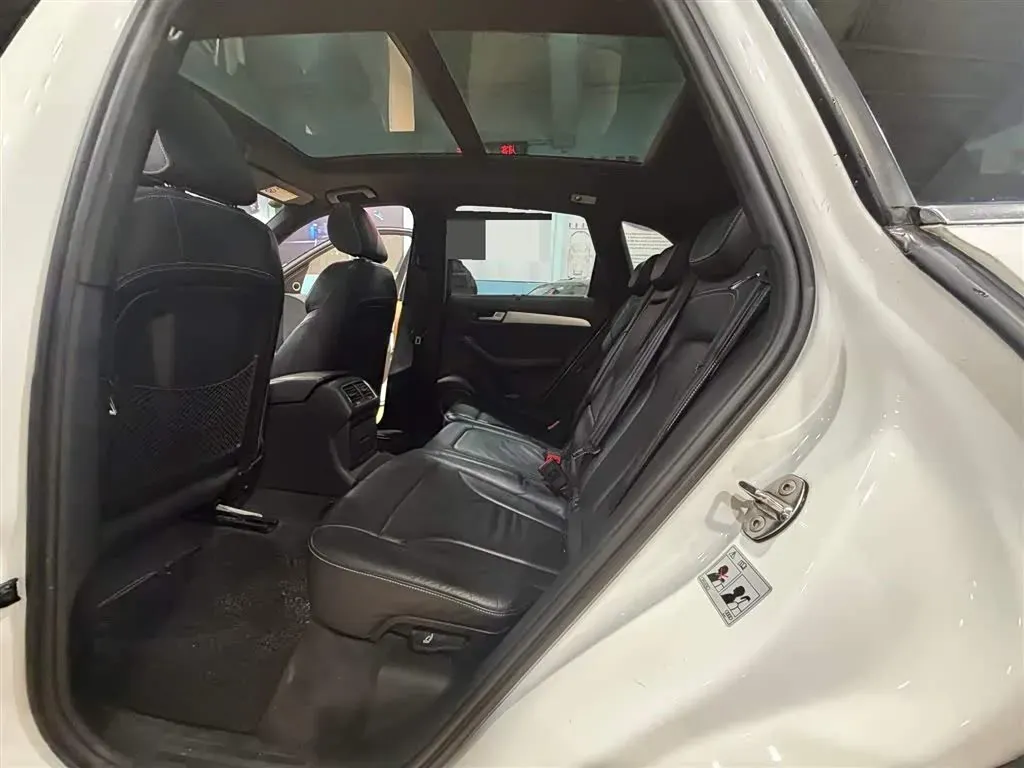 2017 Audi SQ5 3.0T 354HP V6 8AT,autocango,china used car exporter,china ev exporter,chinese used car exporter,chinese used ev exporter