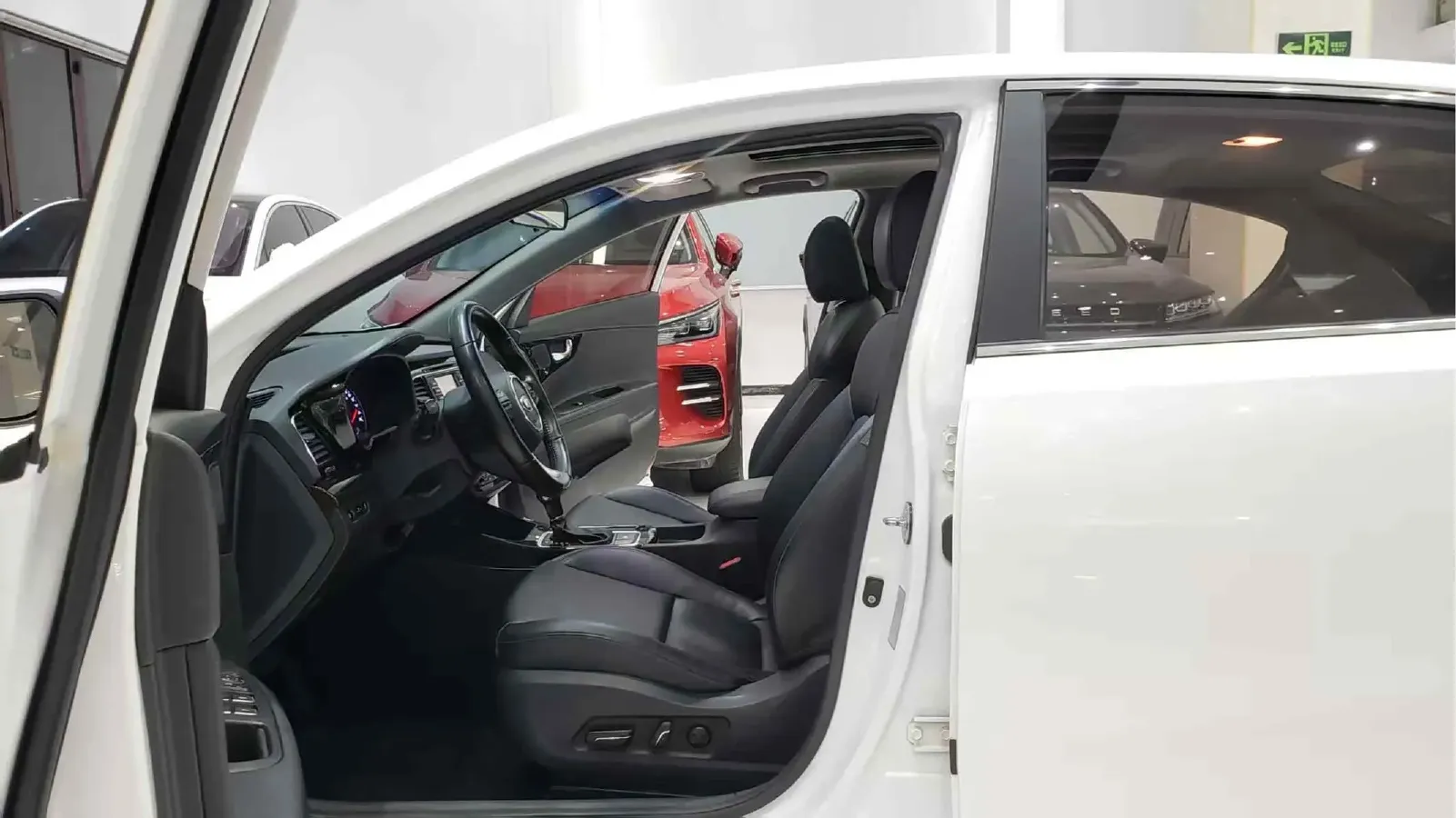 2014 Kia K4 1.8L 143HP L4 6AT,autocango,china used car exporter,china ev exporter,chinese used car exporter,chinese used ev exporter