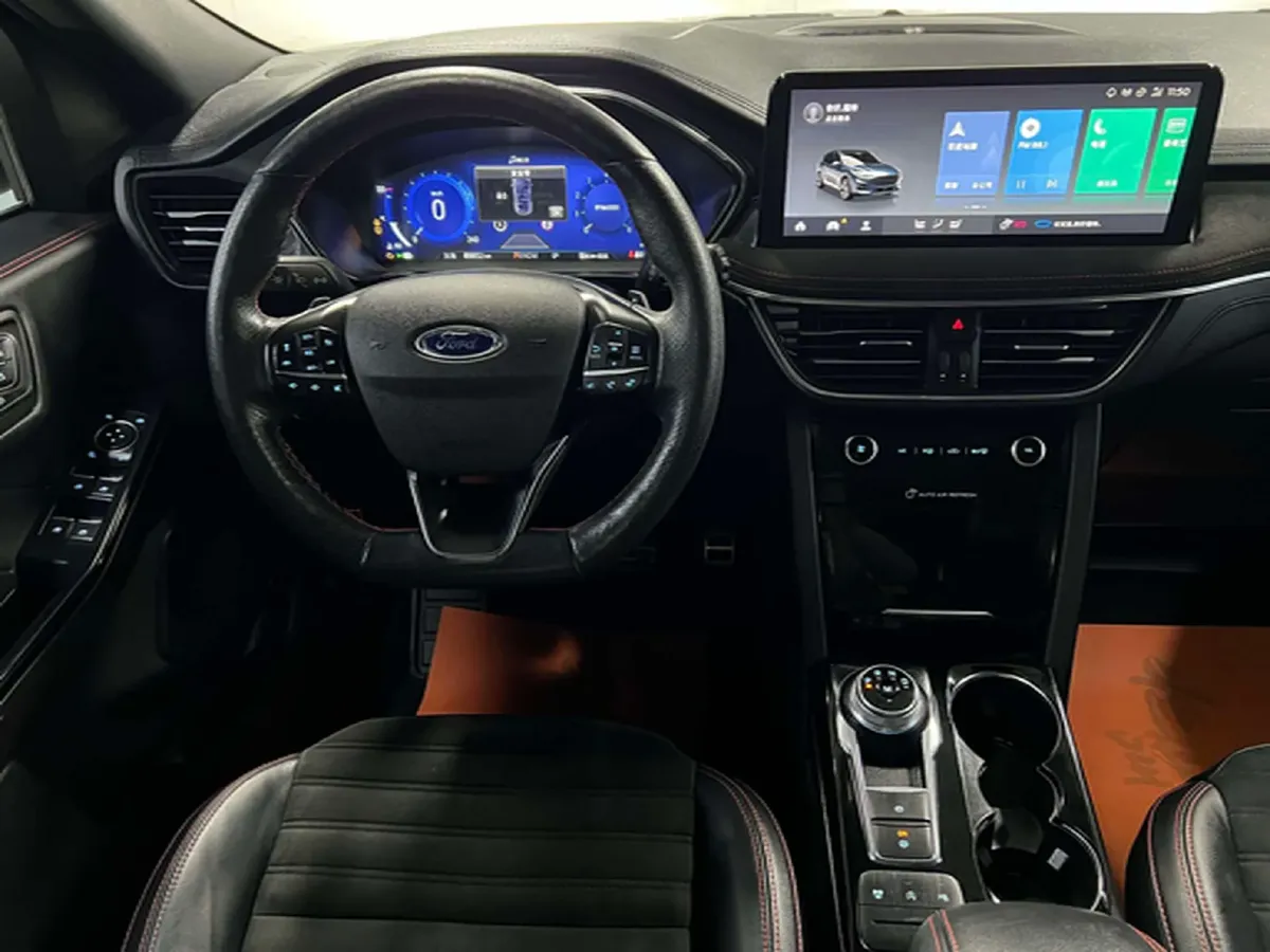 2020 Ford Escape 2.0T 248HP L4 8AT,autocango,china used car exporter,china ev exporter,chinese used car exporter,chinese used ev exporter