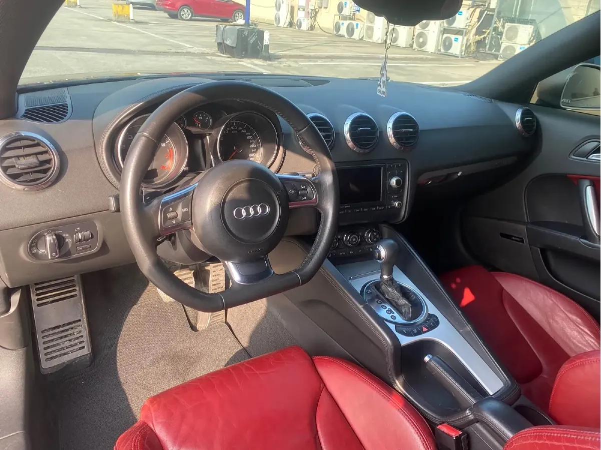 2008 Audi TT 3.2L 250HP V6 6DCT,autocango,china used car exporter,china ev exporter,chinese used car exporter,chinese used ev exporter