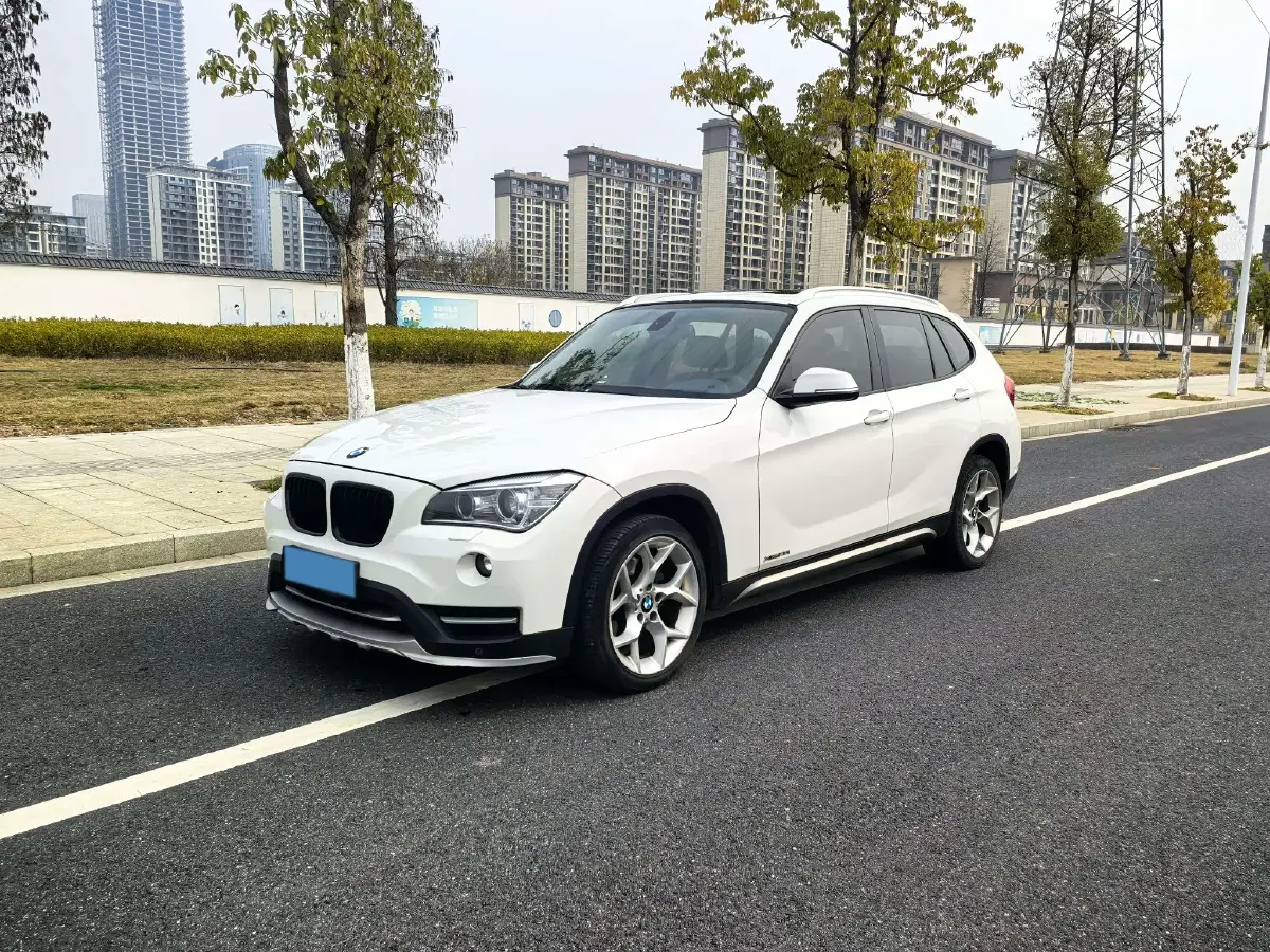 2014 BMW X1 2.0T 184HP L4 8AT