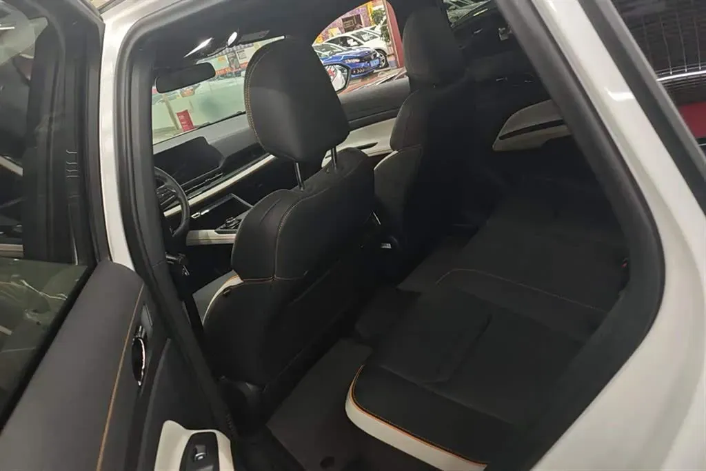 2023 Ford Equator Sport 1.5T 170HP L4 7DCT,autocango,china used car exporter,china ev exporter,chinese used car exporter,chinese used ev exporter