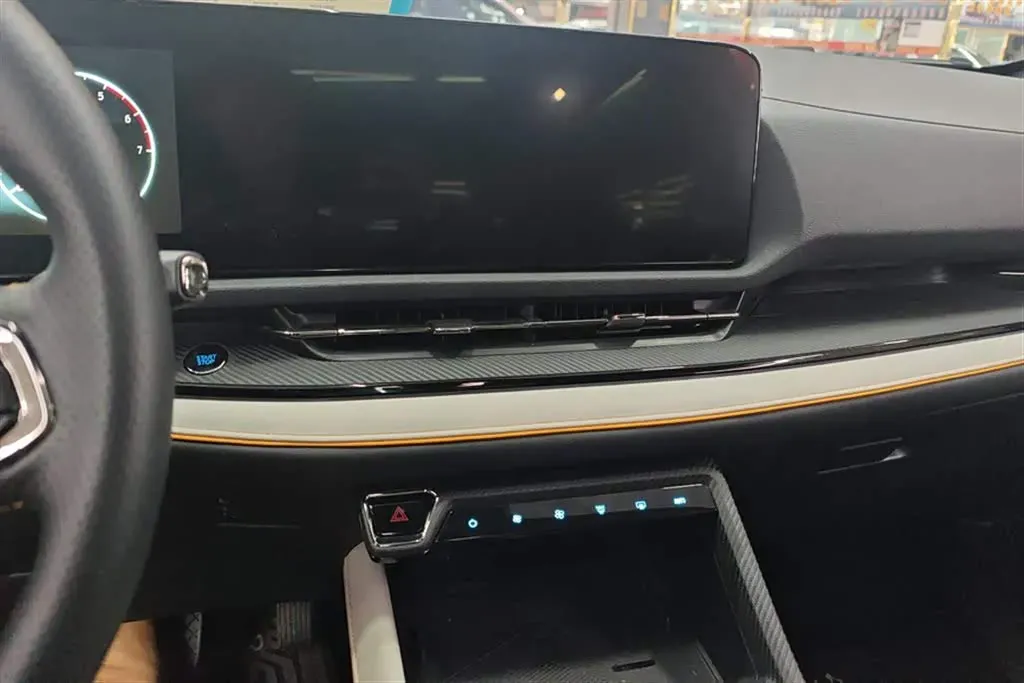 2023 Ford Equator Sport 1.5T 170HP L4 7DCT,autocango,china used car exporter,china ev exporter,chinese used car exporter,chinese used ev exporter