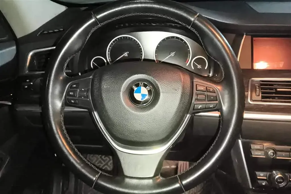 2014 BMW 5 Series GT 2.0T 245HP L4 8AT,autocango,china used car exporter,china ev exporter,chinese used car exporter,chinese used ev exporter
