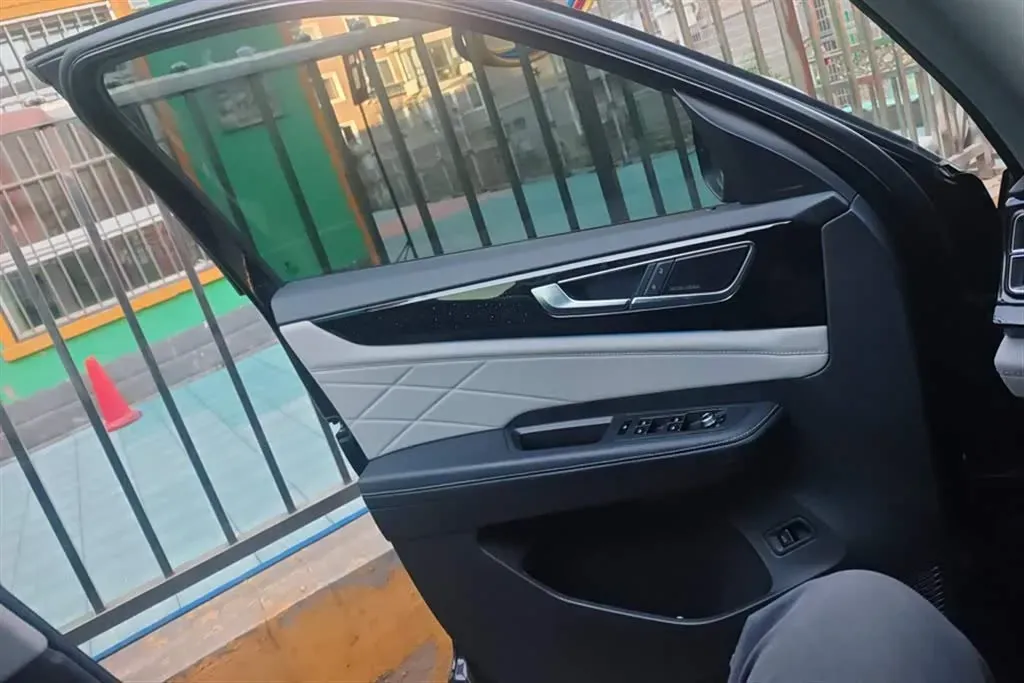 2022 Volkswagen Teramont 2.0T 220HP L4 7DCT,autocango,china used car exporter,china ev exporter,chinese used car exporter,chinese used ev exporter