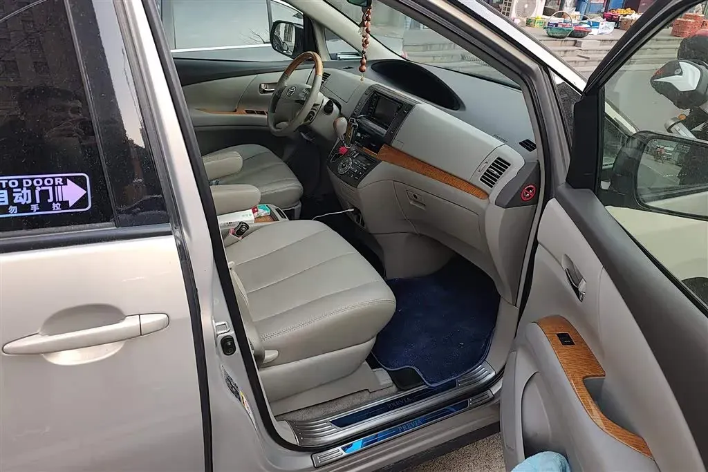 2006 Toyota Previa 2.4L 170HP L4 4AT,autocango,china used car exporter,china ev exporter,chinese used car exporter,chinese used ev exporter