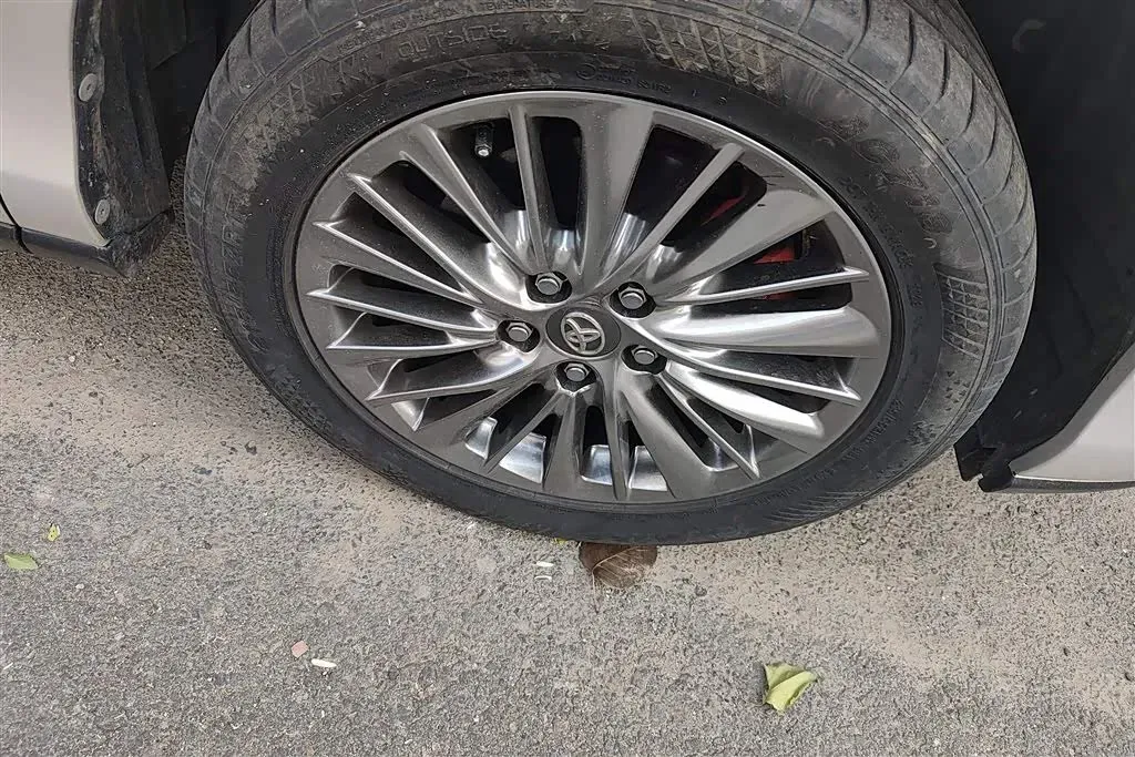 2006 Toyota Previa 2.4L 170HP L4 4AT,autocango,china used car exporter,china ev exporter,chinese used car exporter,chinese used ev exporter