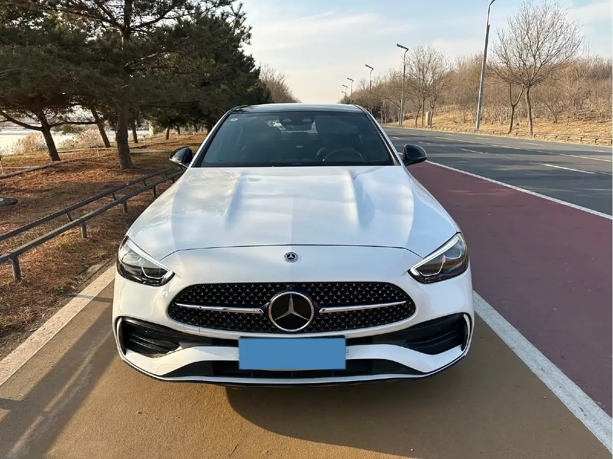 2025 Mercedes-Benz C Class 1.5T 204HP L4 9AT