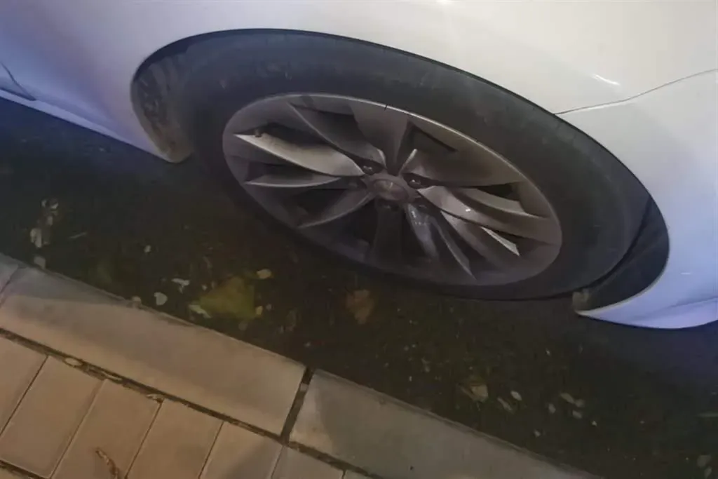 2016 Tesla Model S BEV 90KWH,autocango,china used car exporter,china ev exporter,chinese used car exporter,chinese used ev exporter