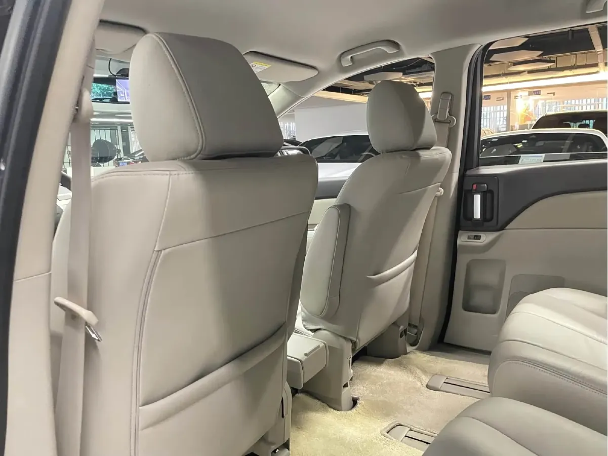 2015 Mazda 8 2.5L 163HP L4 5AT,autocango,china used car exporter,china ev exporter,chinese used car exporter,chinese used ev exporter