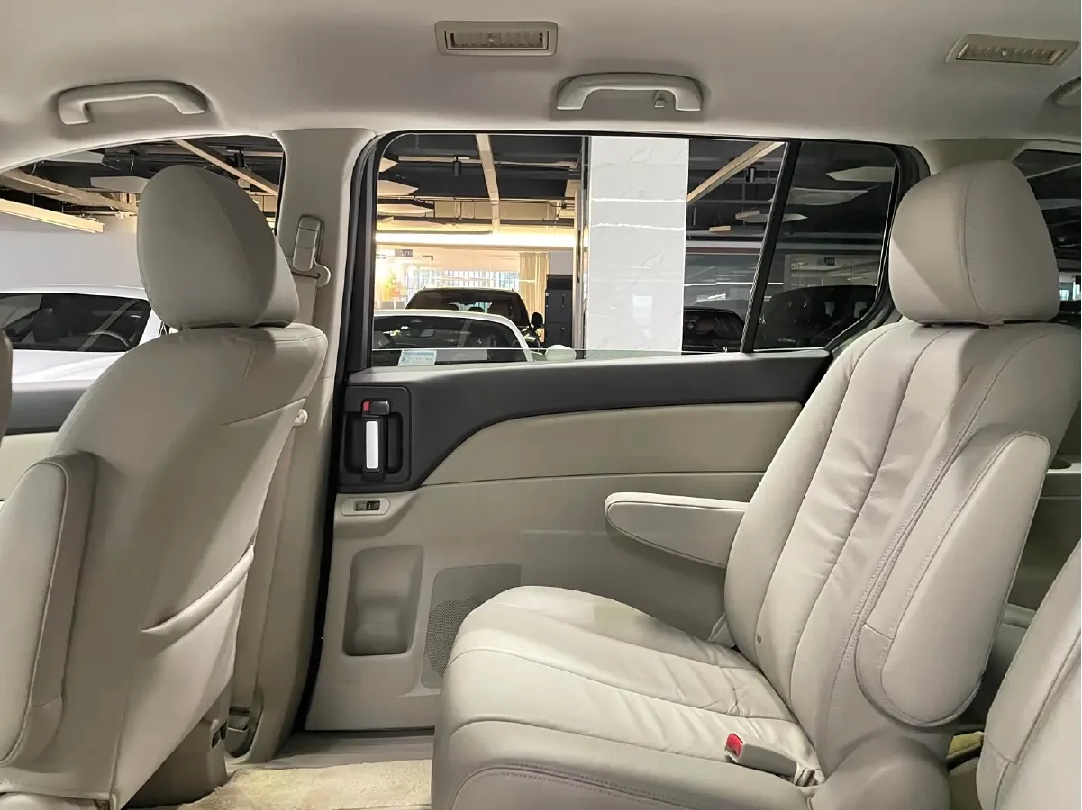 2015 Mazda 8 2.5L 163HP L4 5AT,autocango,china used car exporter,china ev exporter,chinese used car exporter,chinese used ev exporter