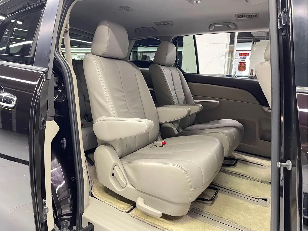 2015 Mazda 8 2.5L 163HP L4 5AT,autocango,china used car exporter,china ev exporter,chinese used car exporter,chinese used ev exporter