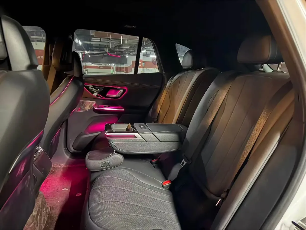 2023 Mercedes-Benz EQE SUV BEV 96.1KWH,autocango,china used car exporter,china ev exporter,chinese used car exporter,chinese used ev exporter