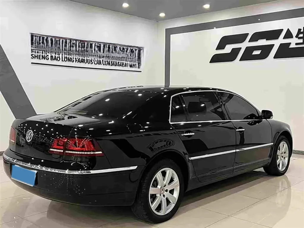 2015 Volkswagen Pheaton 3.0L 250HP V6 6AT,autocango,china used car exporter,china ev exporter,chinese used car exporter,chinese used ev exporter