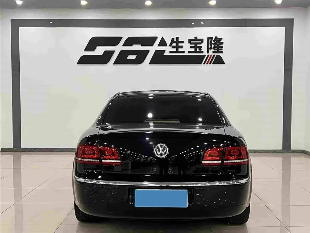 2015 Volkswagen Pheaton 3.0L 250HP V6 6AT,autocango,china used car exporter,china ev exporter,chinese used car exporter,chinese used ev exporter