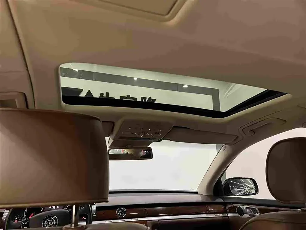 2015 Volkswagen Pheaton 3.0L 250HP V6 6AT,autocango,china used car exporter,china ev exporter,chinese used car exporter,chinese used ev exporter