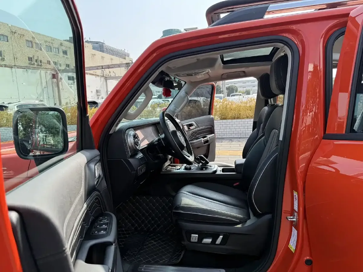 2024 Tank 300 2.0T 252HP L4 9AT,autocango,china used car exporter,china ev exporter,chinese used car exporter,chinese used ev exporter