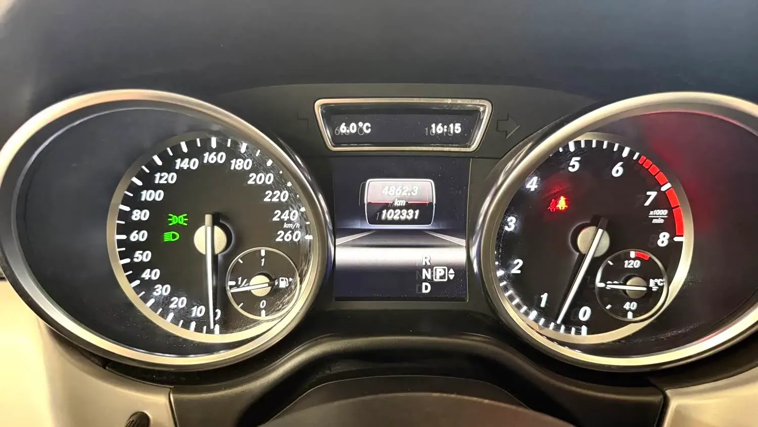 2013 Mercedes-Benz SL Class 3.5L 306HP V6 7AT,autocango,china used car exporter,china ev exporter,chinese used car exporter,chinese used ev exporter