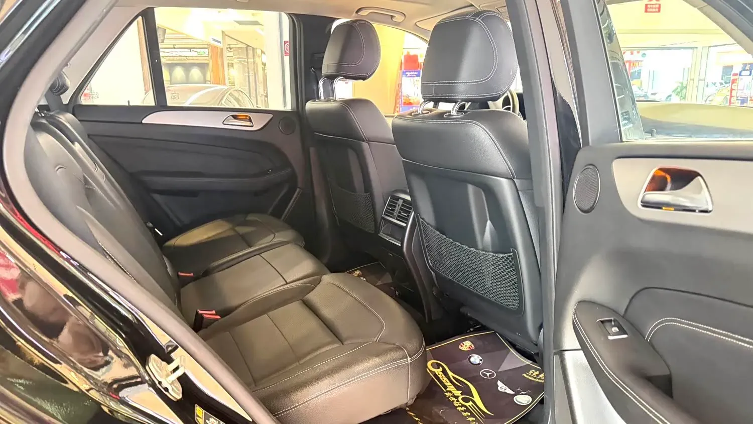 2013 Mercedes-Benz SL Class 3.5L 306HP V6 7AT,autocango,china used car exporter,china ev exporter,chinese used car exporter,chinese used ev exporter