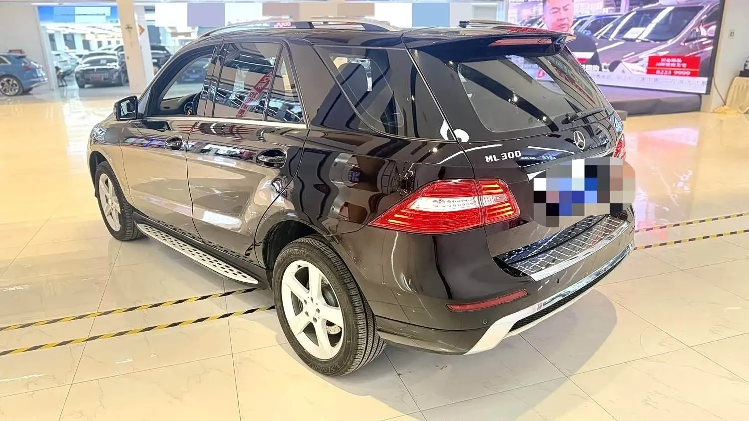 2013 Mercedes-Benz SL Class 3.5L 306HP V6 7AT,autocango,china used car exporter,china ev exporter,chinese used car exporter,chinese used ev exporter