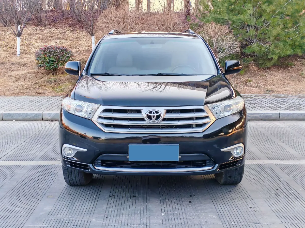 2013 Toyota Highlander 2.7L 188HP L4 6AT,autocango,china used car exporter,china ev exporter,chinese used car exporter,chinese used ev exporter