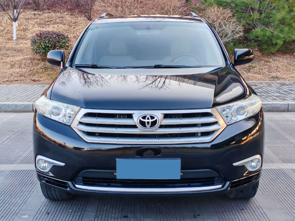 2013 Toyota Highlander 2.7L 188HP L4 6AT,autocango,china used car exporter,china ev exporter,chinese used car exporter,chinese used ev exporter