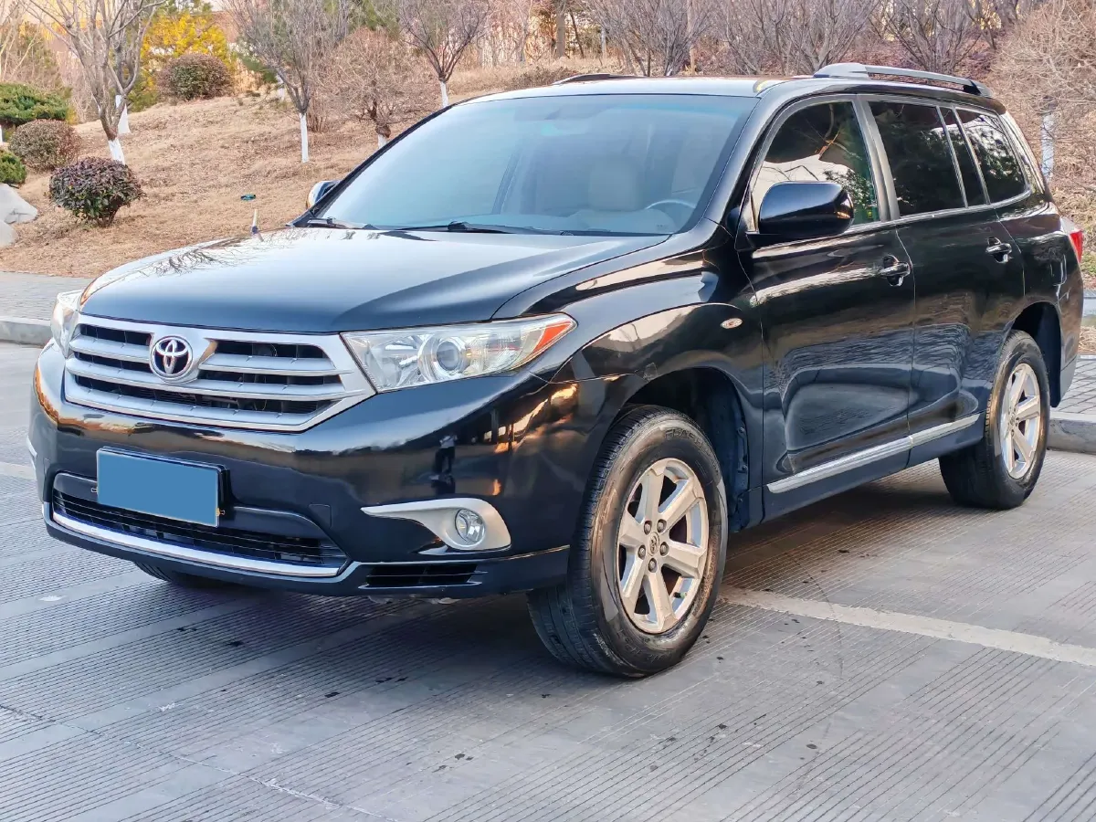 2013 Toyota Highlander 2.7L 188HP L4 6AT,autocango,china used car exporter,china ev exporter,chinese used car exporter,chinese used ev exporter
