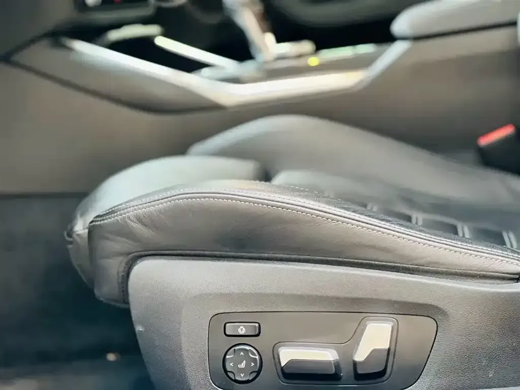 2023 BMW M2 3.0T 460HP L6 8AT,autocango,china used car exporter,china ev exporter,chinese used car exporter,chinese used ev exporter