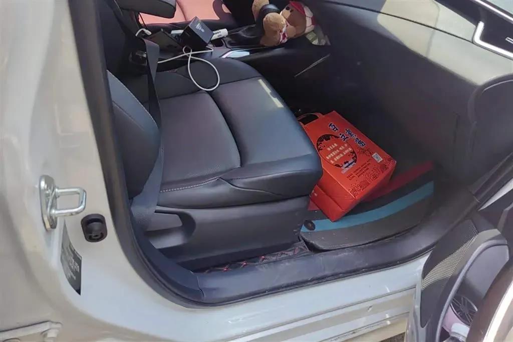 2021 Toyota Paptor 2.0L 171HP L4 CVT,autocango,china used car exporter,china ev exporter,chinese used car exporter,chinese used ev exporter