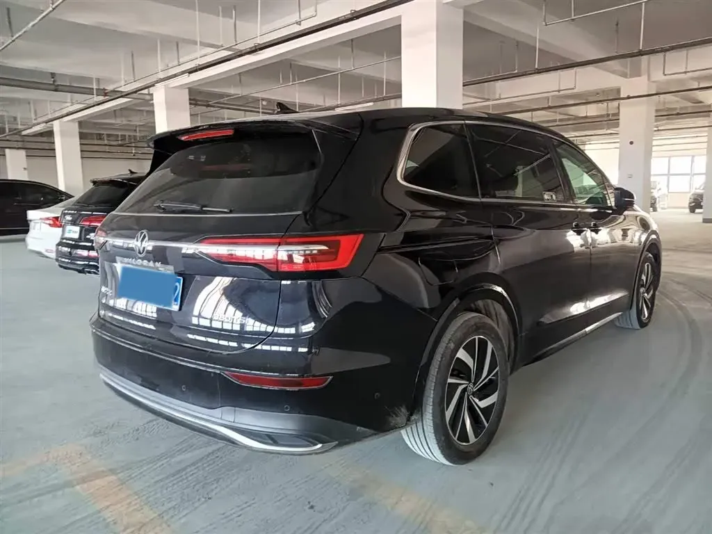 2023 Volkswagen Viloran 2.0T 220HP L4 7DCT,autocango,china used car exporter,china ev exporter,chinese used car exporter,chinese used ev exporter