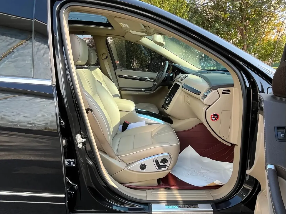 2015 Mercedes-Benz R Class 3.0T 333HP V6 7AT,autocango,china used car exporter,china ev exporter,chinese used car exporter,chinese used ev exporter